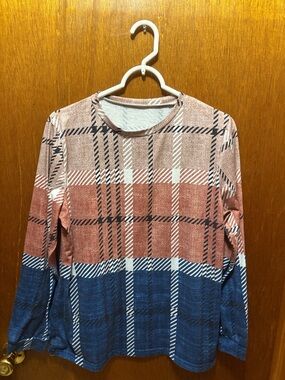 Plaid Long Sleeve Top in Rust, White & Navy